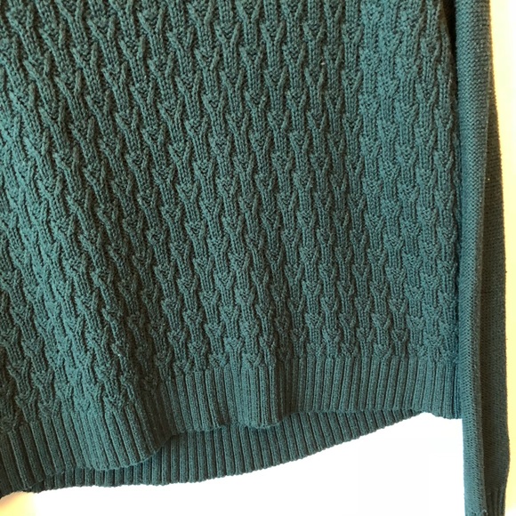 Hunter Green Cable Knit Sweater - Picture 4 of 4
